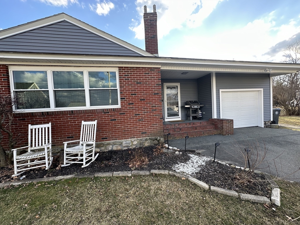 4 Booth Road Methuen, MA 01844 - Photo 2 of 23 Gallery Image 2