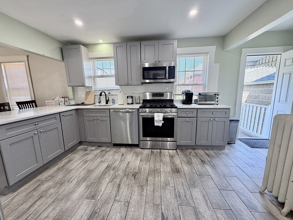 138 Davis Street Quincy, MA 02170 - Photo 5 of 17
