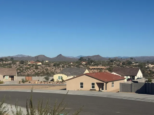 $389,900 | 920 Logan Way, Wickenburg, AZ 85390