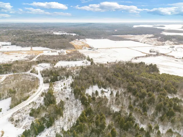 $398,500 | 61 Kincaid Lane, Smithfield, ME 04978