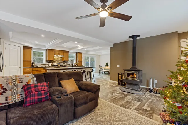 $398,500 | 61 Kincaid Lane, Smithfield, ME 04978