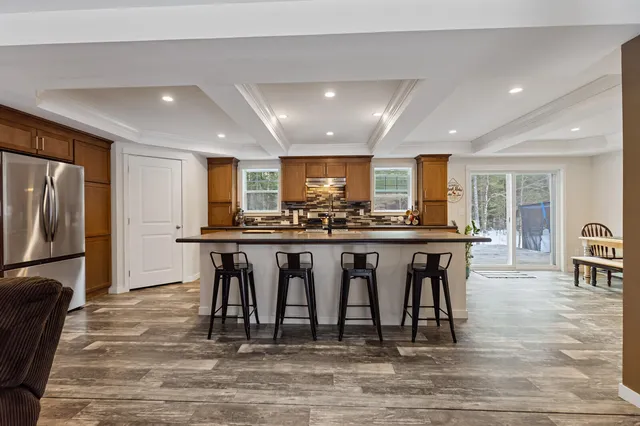 $398,500 | 61 Kincaid Lane, Smithfield, ME 04978