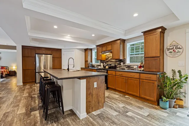 $398,500 | 61 Kincaid Lane, Smithfield, ME 04978