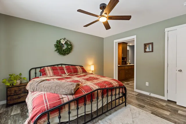 $398,500 | 61 Kincaid Lane, Smithfield, ME 04978