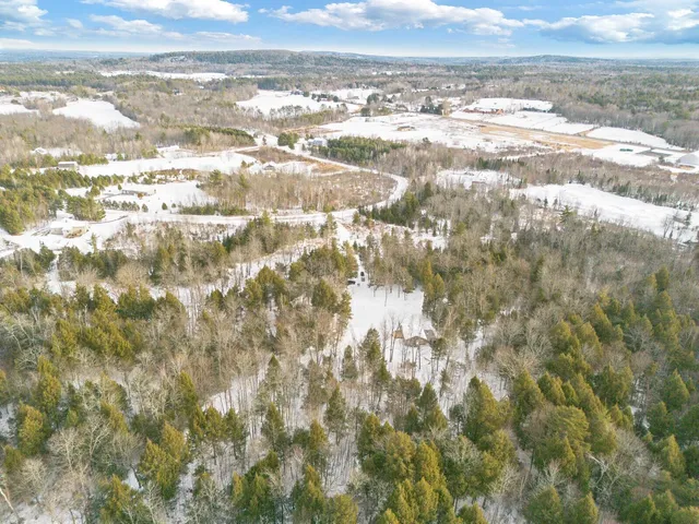 $398,500 | 61 Kincaid Lane, Smithfield, ME 04978