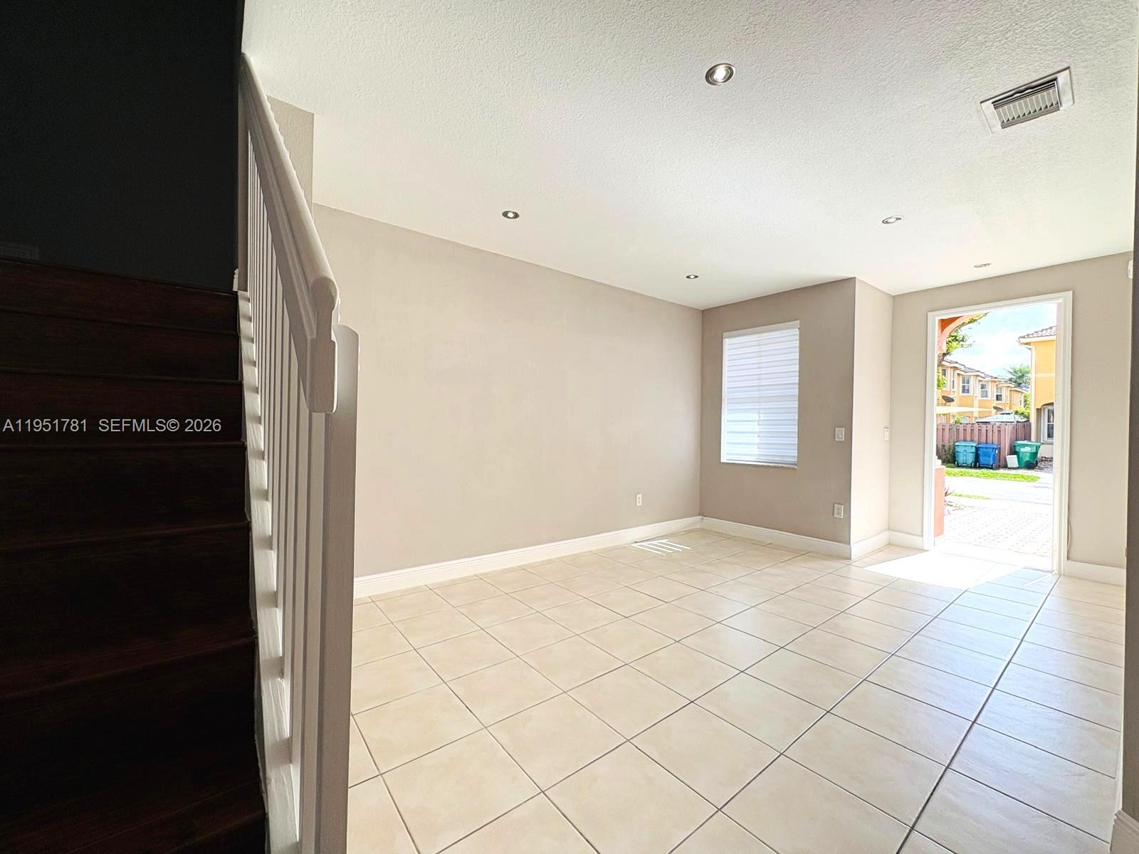 16603 Southwest 79th Terrace Miami, FL 33193 - Photo 7 of 70