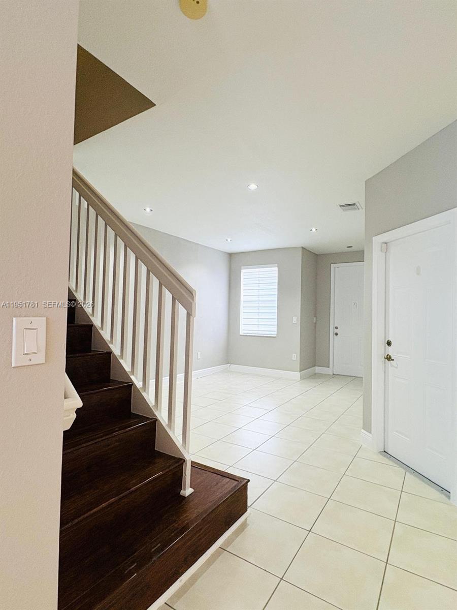 16603 Southwest 79th Terrace Miami, FL 33193 - Photo 9 of 70