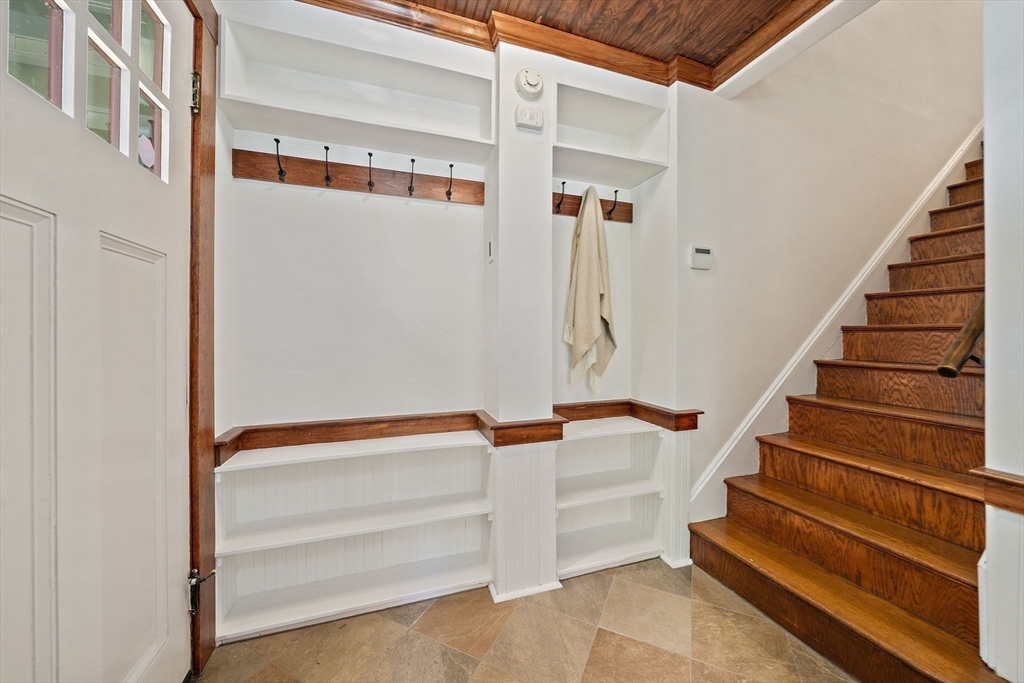 26 Hillside Road Newton, MA 02461 - Photo 15 of 36