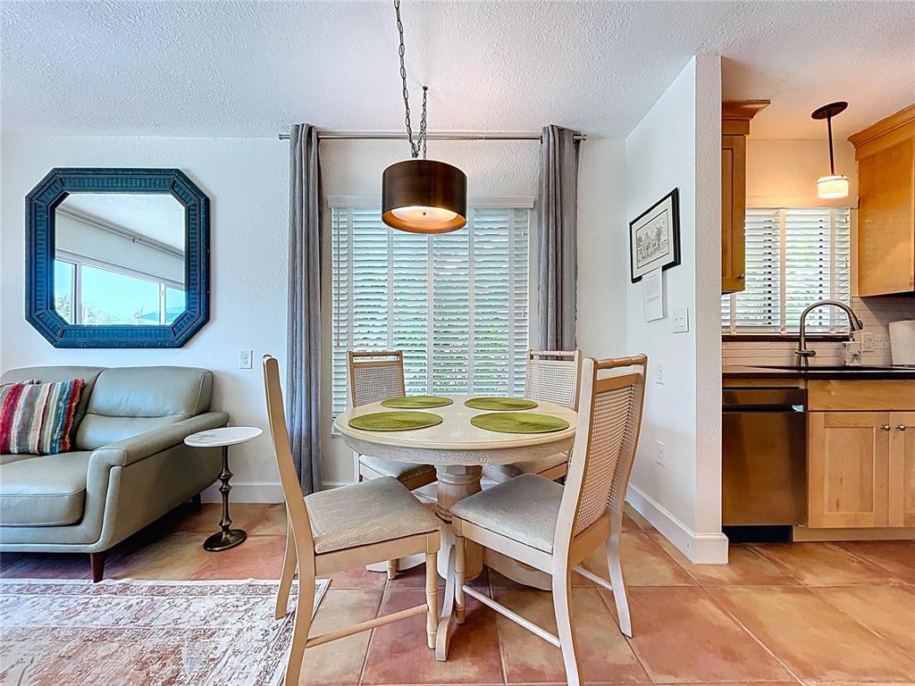 706 Jacaranda Road Anna Maria, FL 34216 - Photo 21 of 70 Gallery Image 21