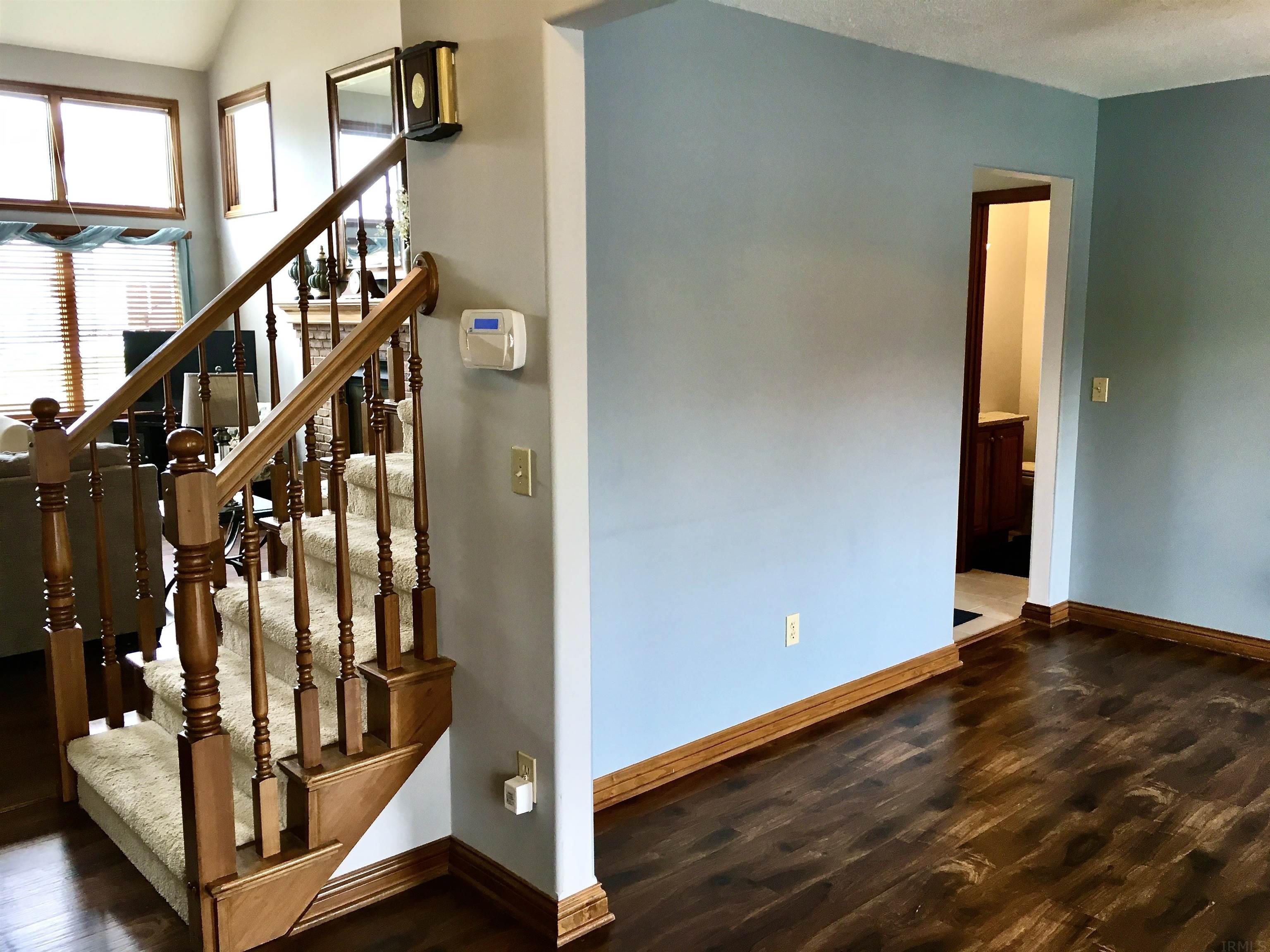 2115 Point Wood Road Fort Wayne, IN 46818 - Photo 17 of 36