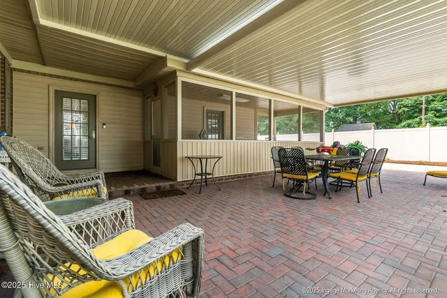 $389,600 | 101 Edgemont Drive, Snow Hill, NC 28580