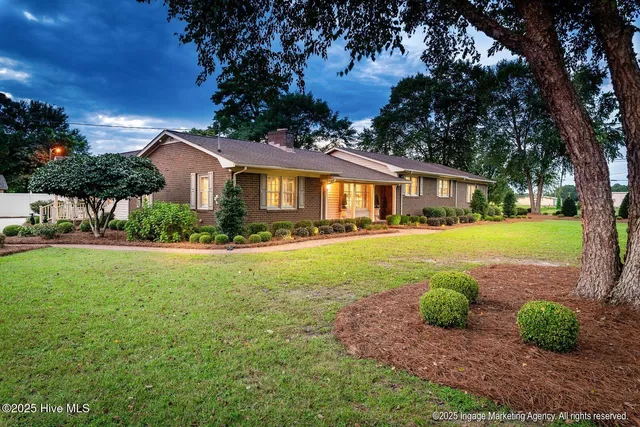 $389,600 | 101 Edgemont Drive, Snow Hill, NC 28580