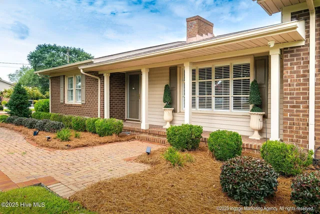 $389,600 | 101 Edgemont Drive, Snow Hill, NC 28580