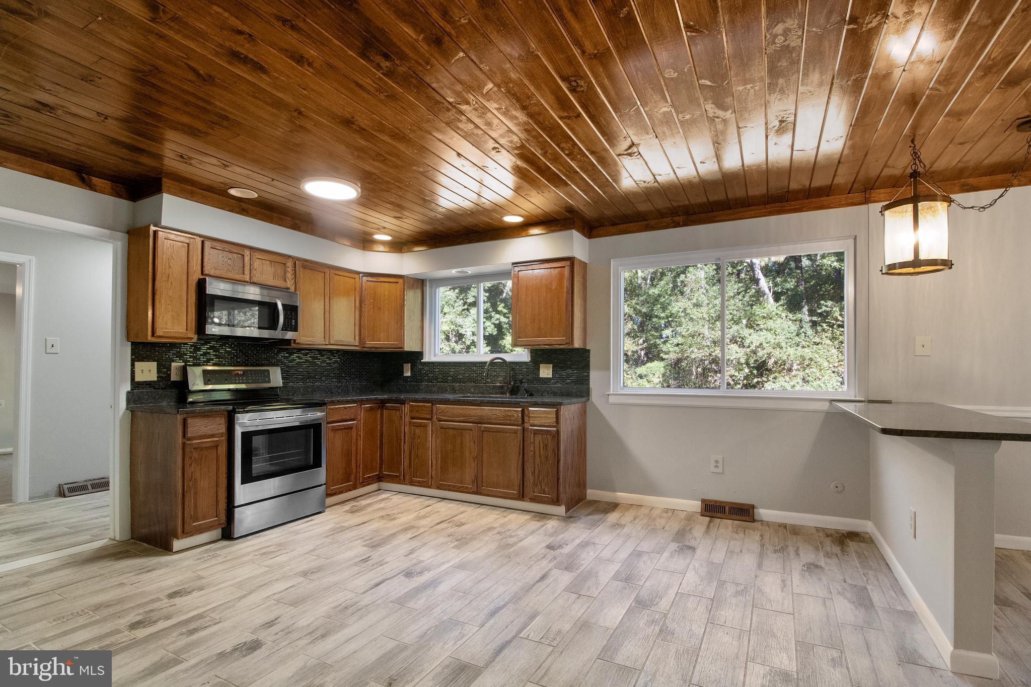 290 Jericho Road Quinton, NJ 08079 - Photo 2 of 19
