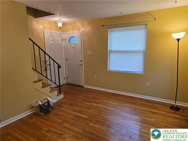 $319,850 | 127 East Lynnwood Street, Allentown, PA 18103