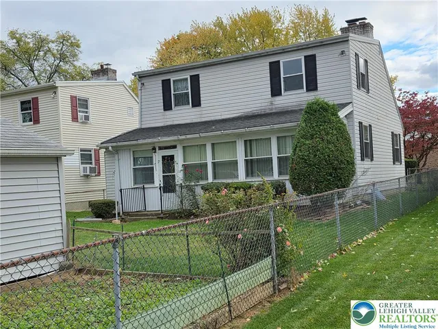 $319,850 | 127 East Lynnwood Street, Allentown, PA 18103