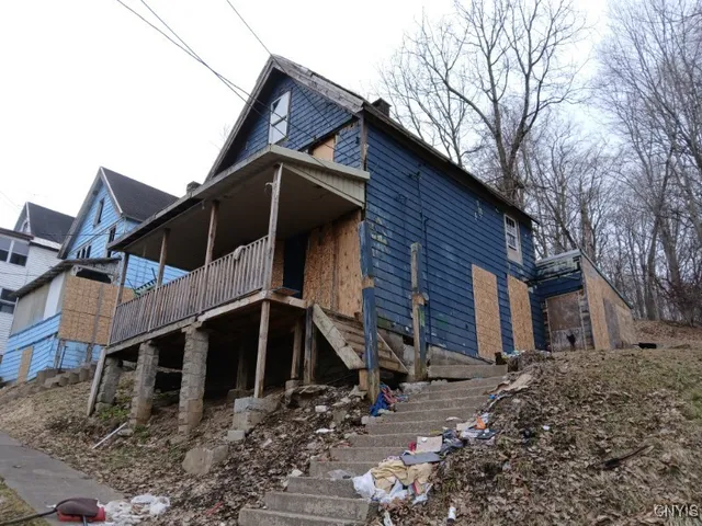 $29,900 | 8 Marco Terrace, Little Falls, NY 13365