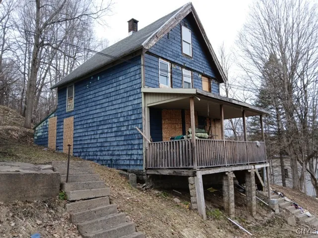 $29,900 | 8 Marco Terrace, Little Falls, NY 13365