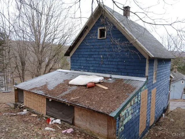 $29,900 | 8 Marco Terrace, Little Falls, NY 13365