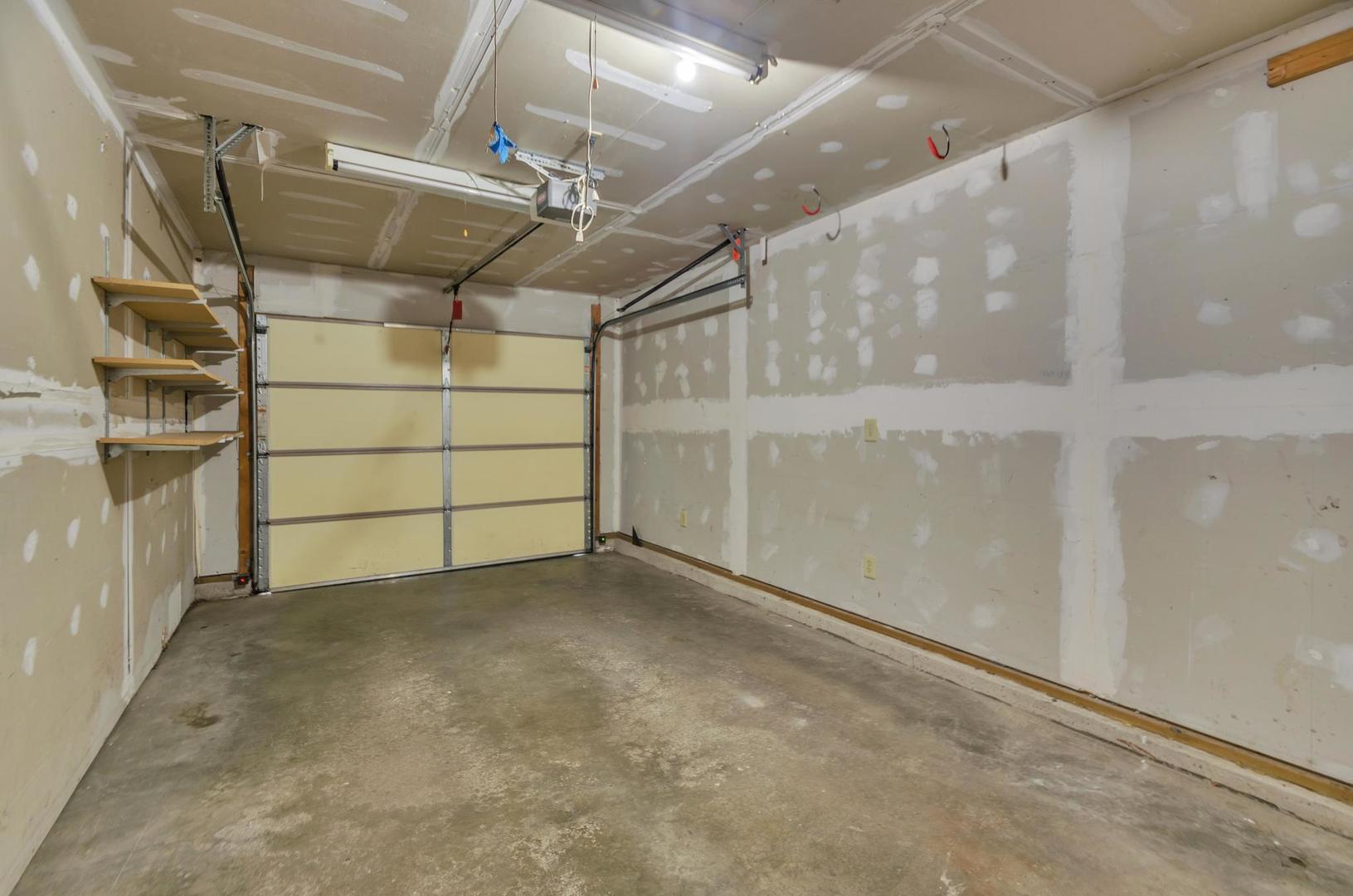 722 Sojourn Road New Lenox, IL 60451 - Photo 21 of 23 a view of a room with racks