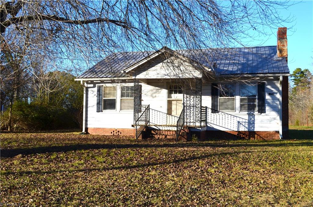 1054 Boones Cave Road Lexington, NC 27295 - Photo 1 of 10 Gallery Image 1