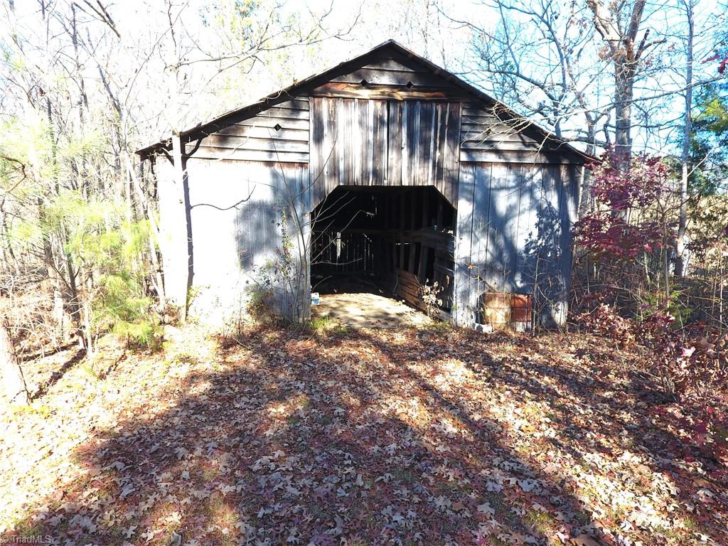 1054 Boones Cave Road Lexington, NC 27295 - Photo 7 of 10 Gallery Image 7