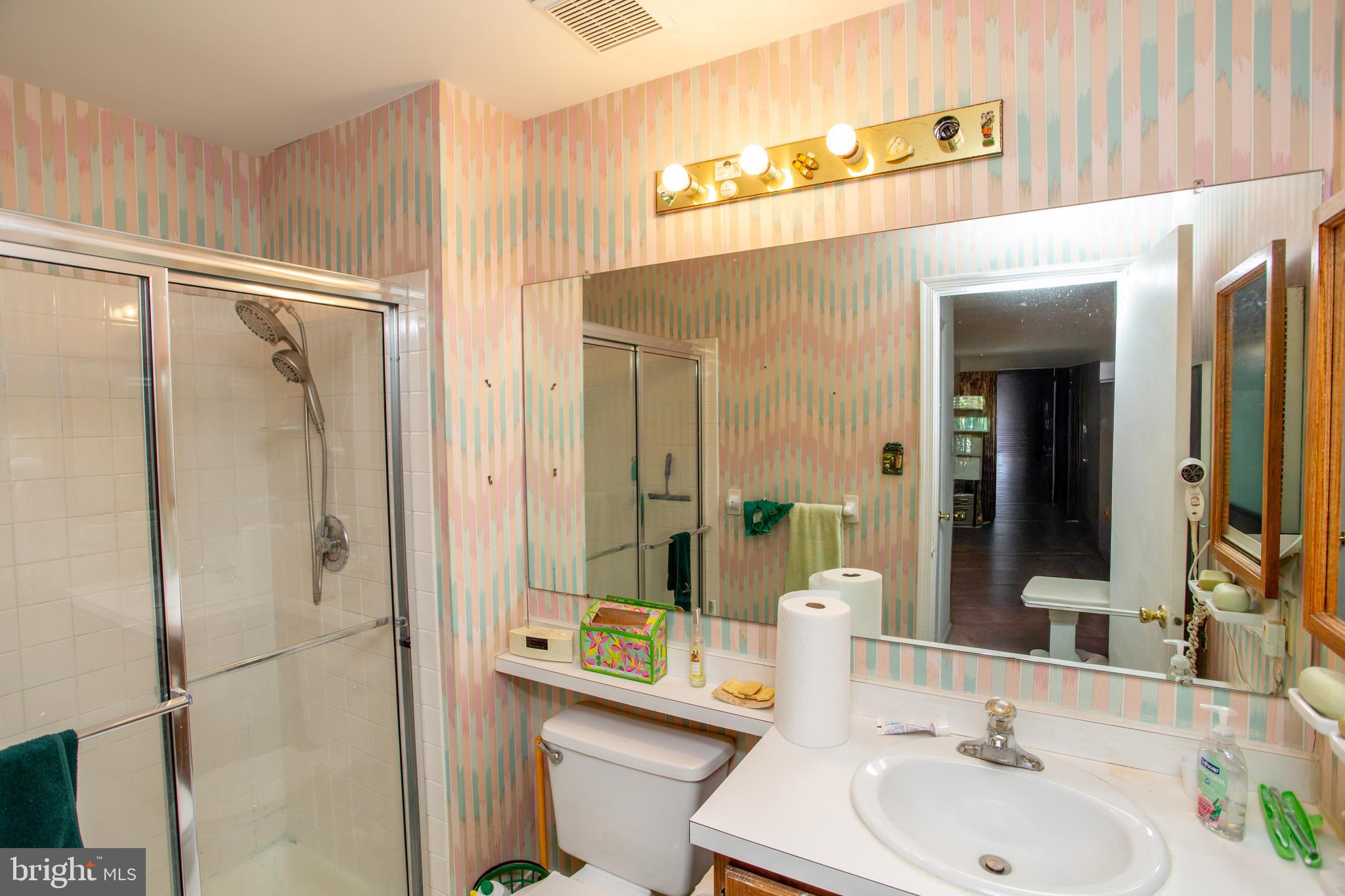73305 Delaire Landing Road, Unit 305 Philadelphia, PA 19114 - Photo 20 of 39