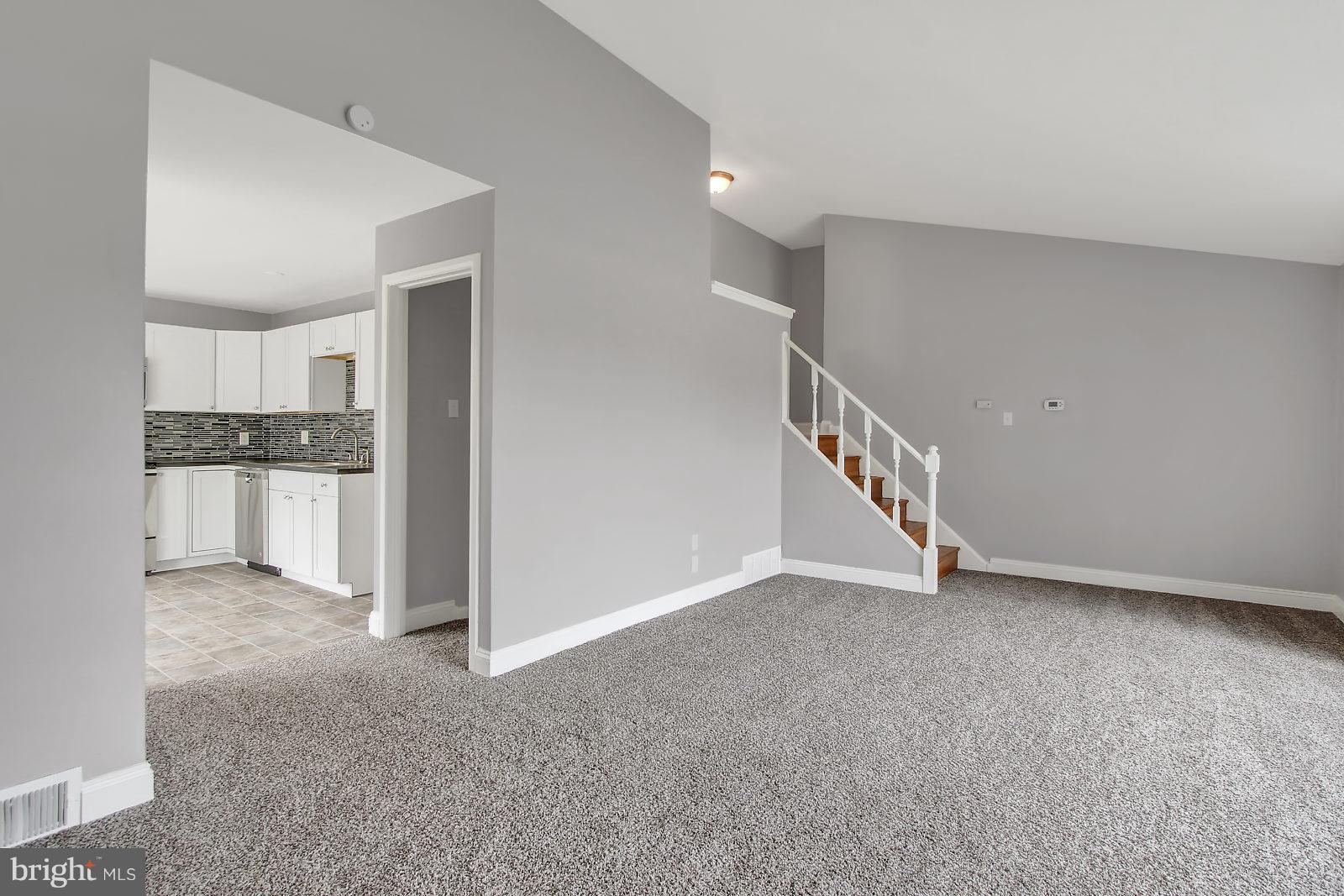 736 Fireside Road York, PA 17404 - Photo 2 of 26