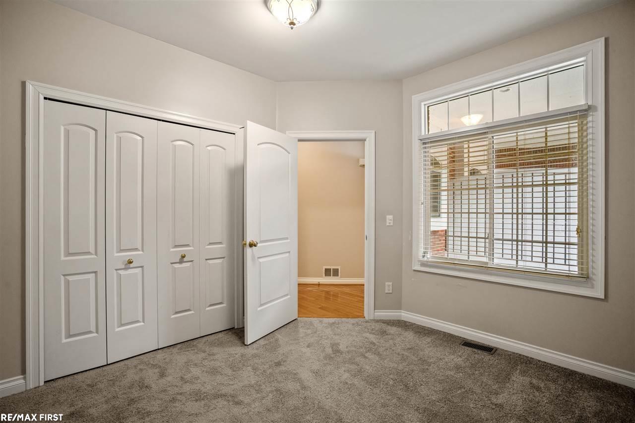 36817 Union Lake Road Clinton Township, MI 48035 - Photo 14 of 23