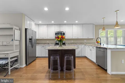 $799,000 | 52 Sunset Drive, Severna Park, MD 21146