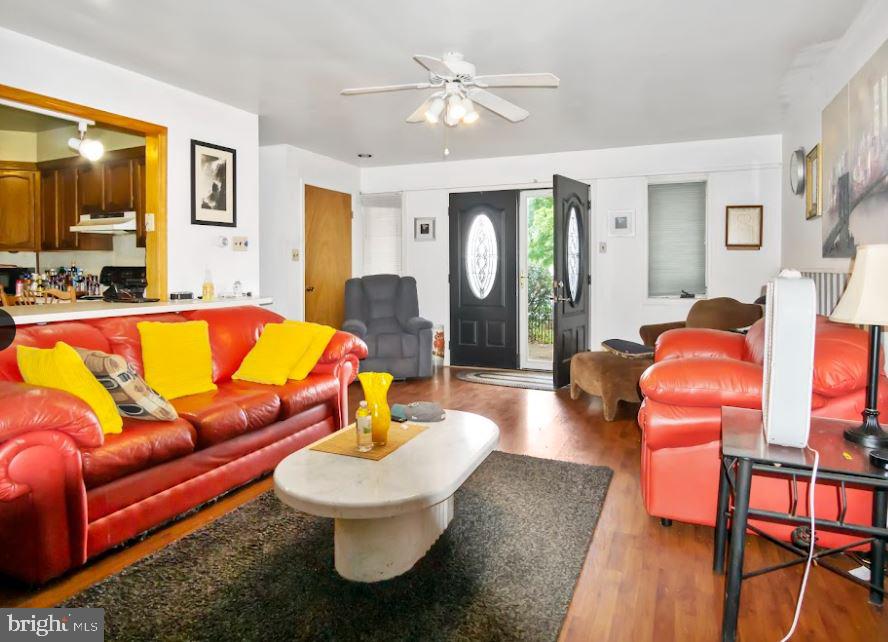 209 Brookside Road Norristown, PA 19401 - Photo 5 of 21 Gallery Image 5