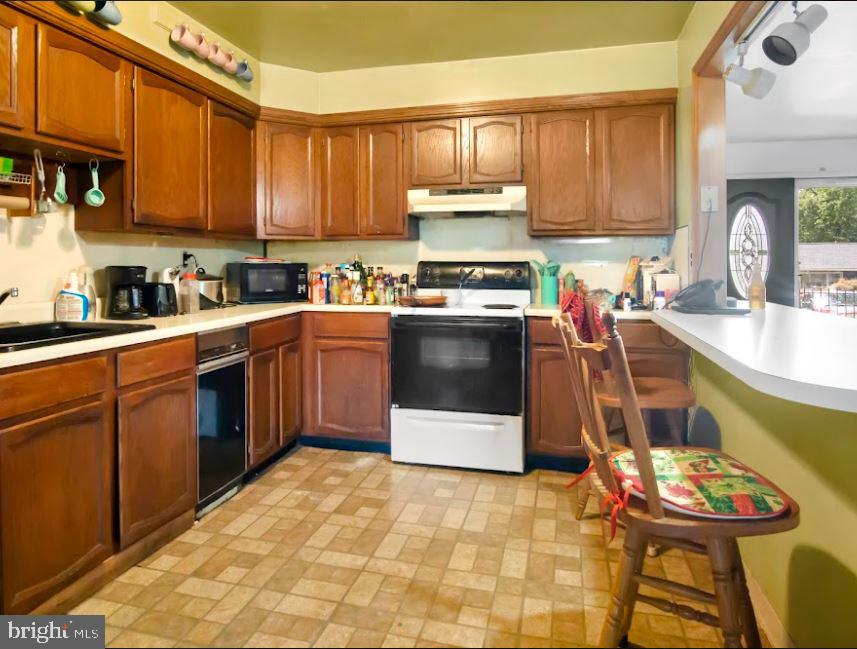 209 Brookside Road Norristown, PA 19401 - Photo 6 of 21 Gallery Image 6