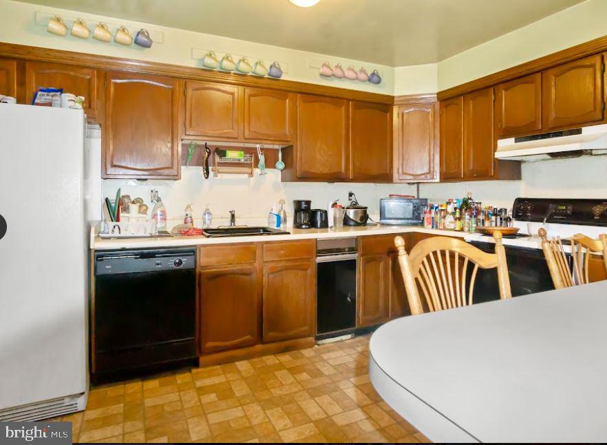 209 Brookside Road Norristown, PA 19401 - Photo 7 of 21 Gallery Image 7