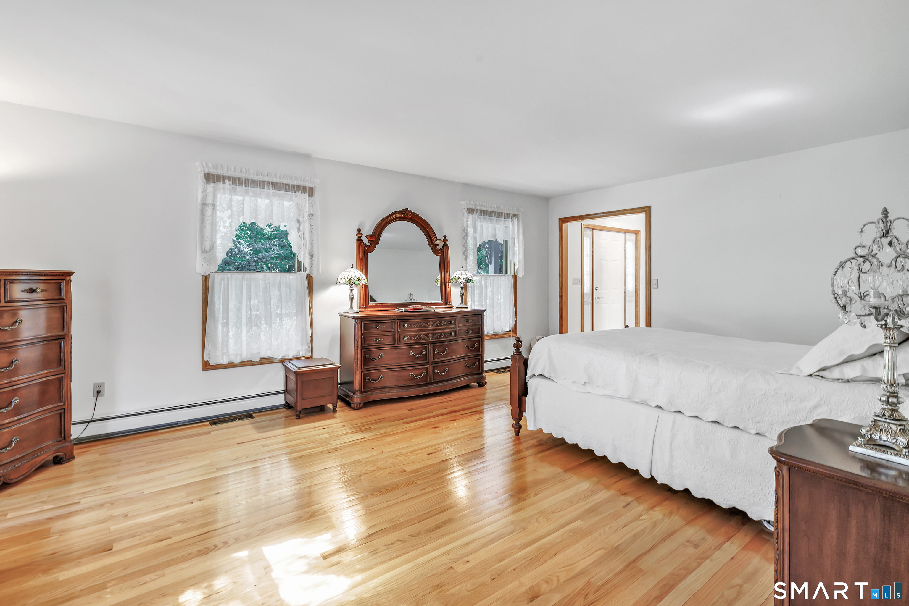 379 Waverly Road Shelton, CT 06484 - Photo 15 of 40