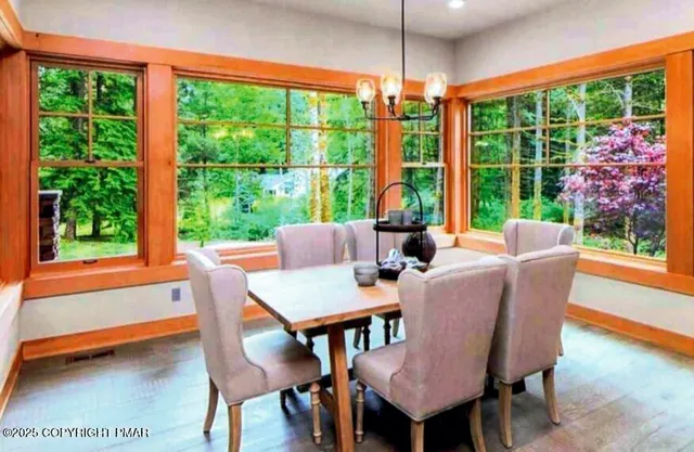 $2,899,000 | 105 Boones Trail, Pocono Pines, PA 18350