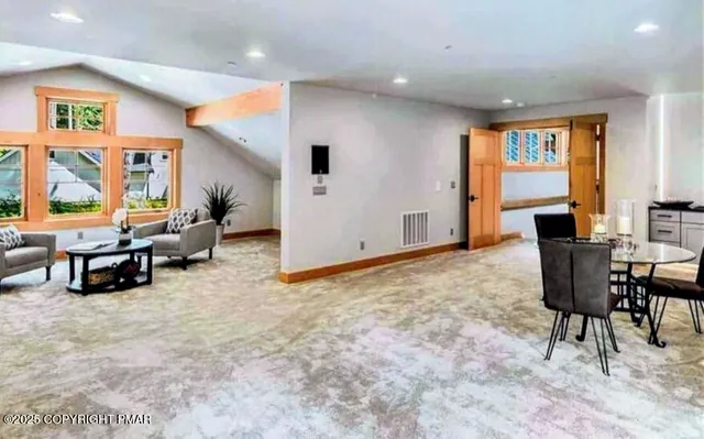 $2,899,000 | 105 Boones Trail, Pocono Pines, PA 18350