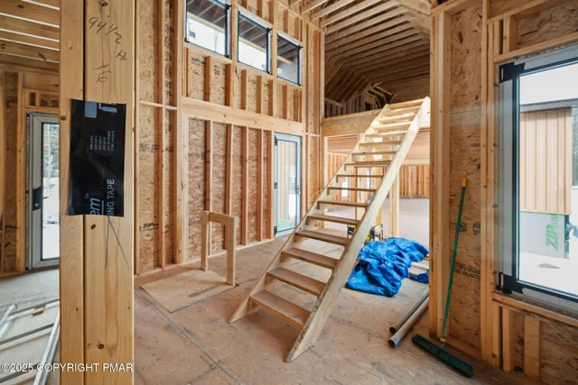 $2,899,000 | 105 Boones Trail, Pocono Pines, PA 18350