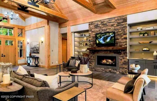 $2,899,000 | 105 Boones Trail, Pocono Pines, PA 18350