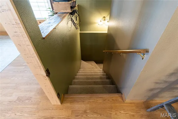 $299,000 | 20305 Pigeon Creek Road, Licking, MO 65542