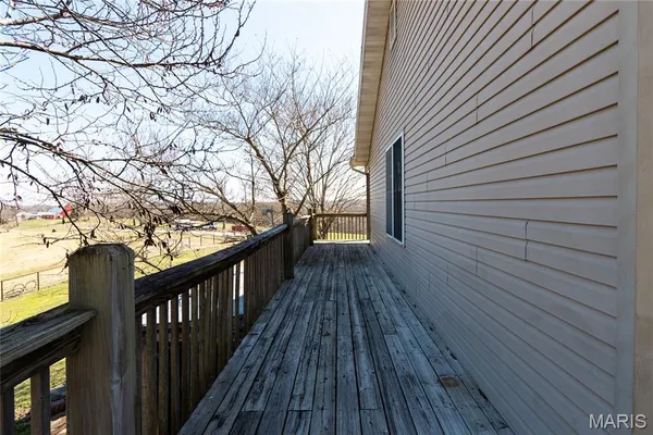 $299,000 | 20305 Pigeon Creek Road, Licking, MO 65542