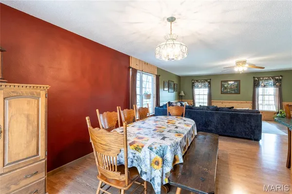 $299,000 | 20305 Pigeon Creek Road, Licking, MO 65542