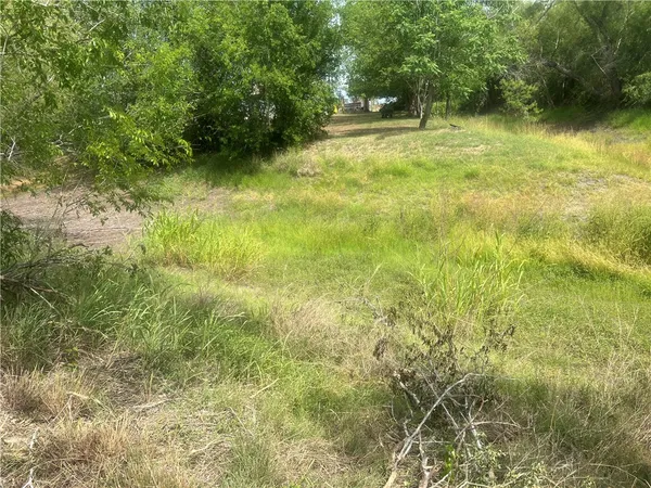 $34,500 | 283 N Shore, Mathis, TX 78368