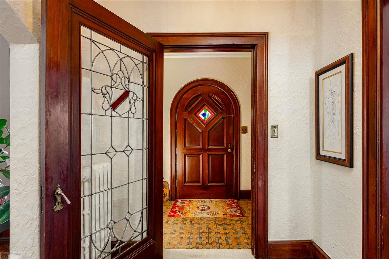 1428 Yorkshire Road Grosse Pointe Park, MI 48230 - Photo 10 of 45