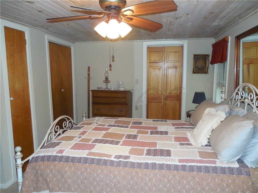541 Pulaski Road Pulaski, PA 16143 - Photo 14 of 24 3rd bedroom with he walk-in closet and more.