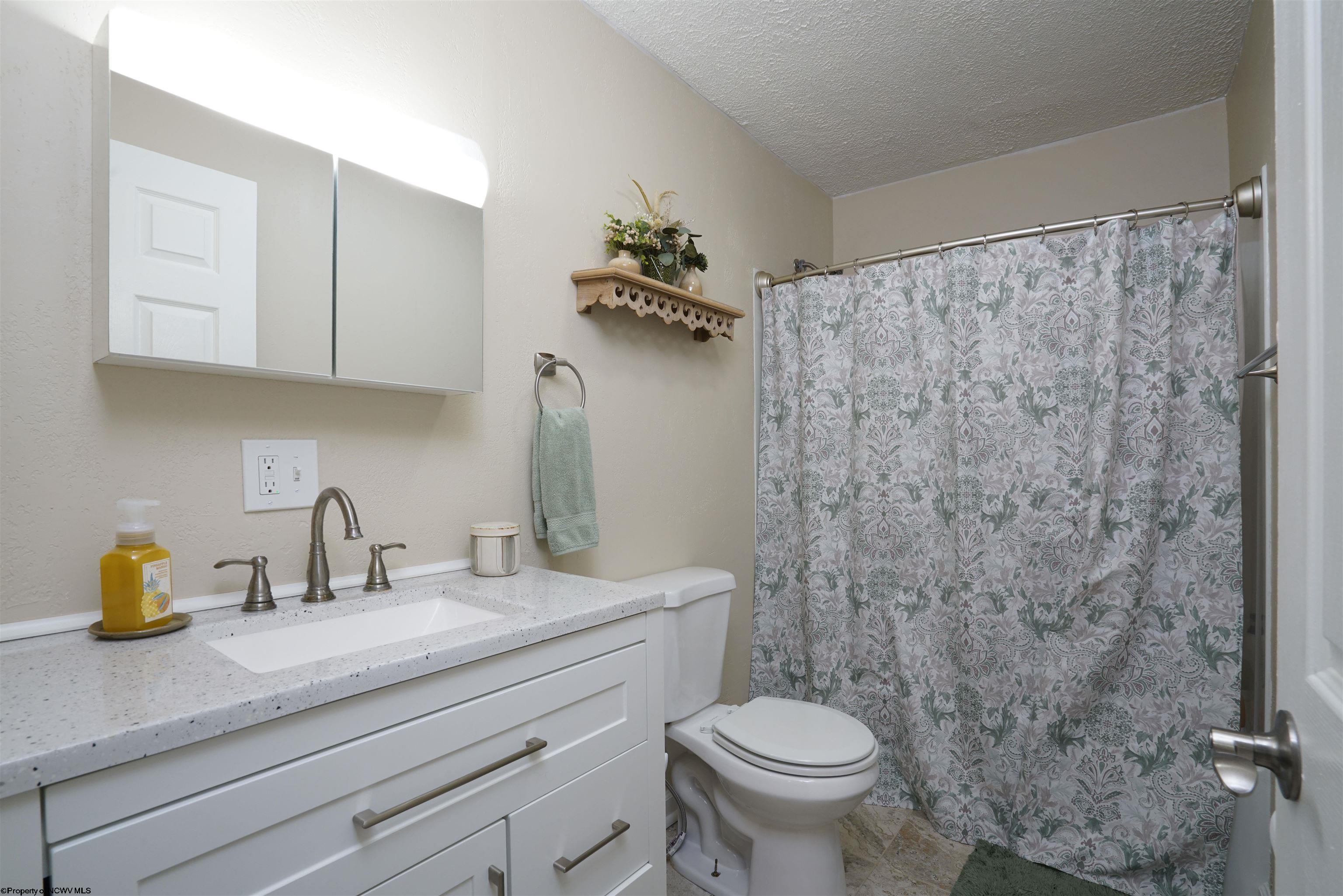 109 Pinewood Road Clarksburg, WV 26301 - Photo 8 of 22 Gallery Image 8