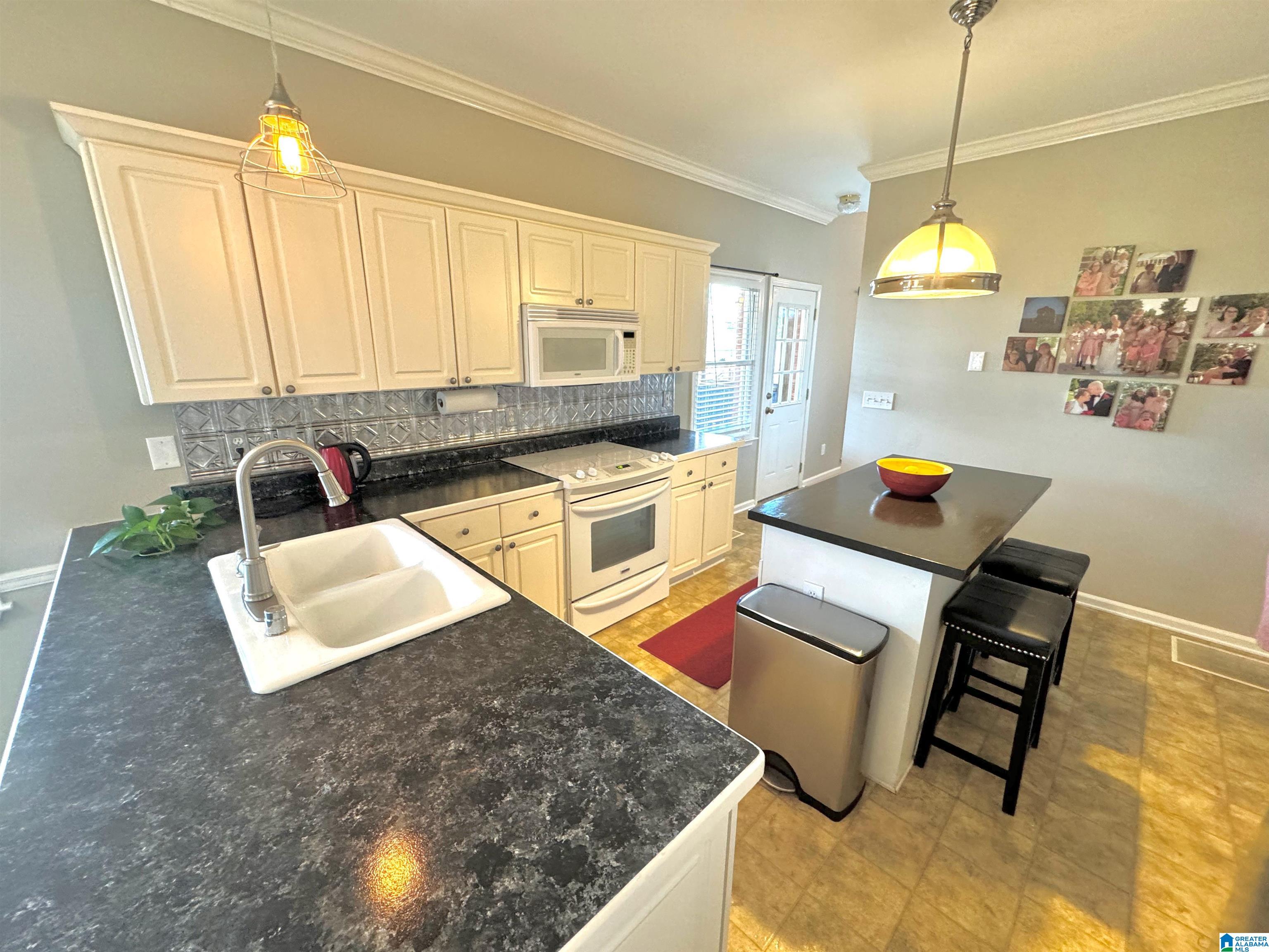 1137 Al Seier Road Birmingham, AL 35226 - Photo 12 of 32