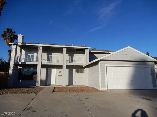 $2,595 | 3163 Panocha Street, Las Vegas, NV 89121