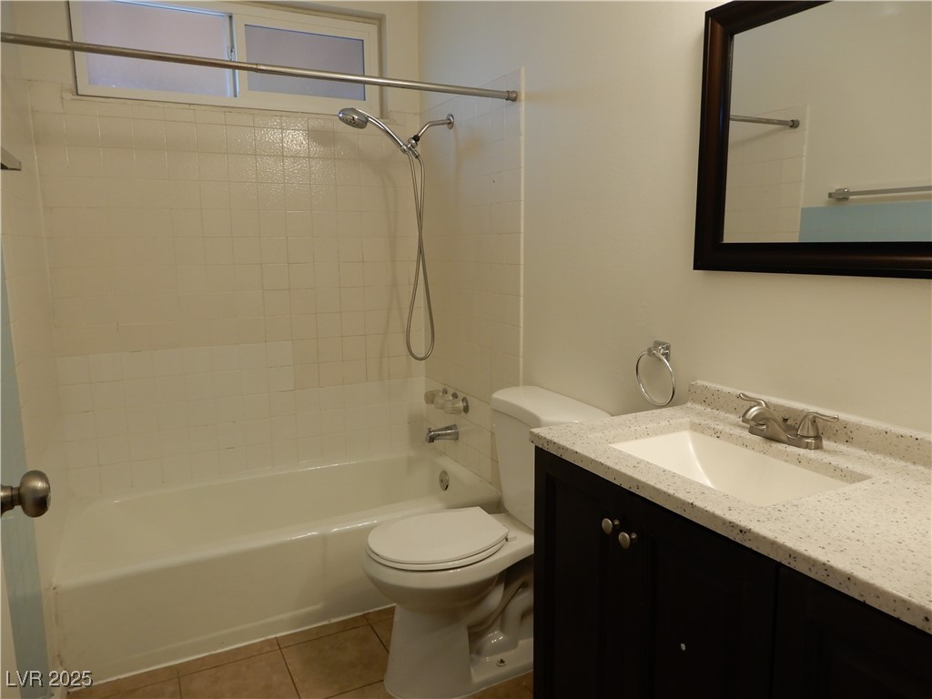 3163 Panocha Street Las Vegas, NV 89121 - Photo 18 of 25