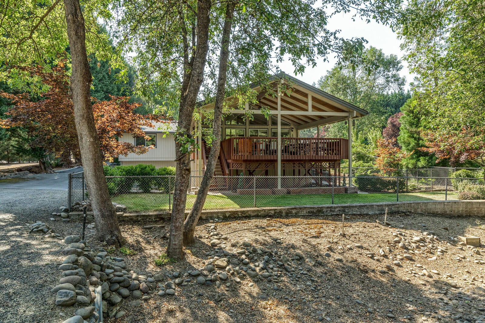 359 Rene Drive Shady Cove, OR 97539 - Photo 60 of 67 13_rd_13_mls