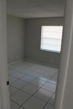 $1,950 | 7610 Stirling Road, Unit 202G, Davie, FL 33024